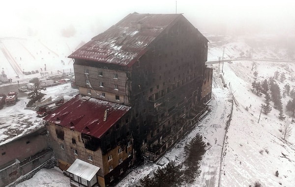 Bolu Belediyesi, otelin belediyenin sorumluluk alanında olmadığını ve oteli denetlemekle görevli kurumun Turizm ve Kültür Bakanlığı olduğunu açıklamıştı.