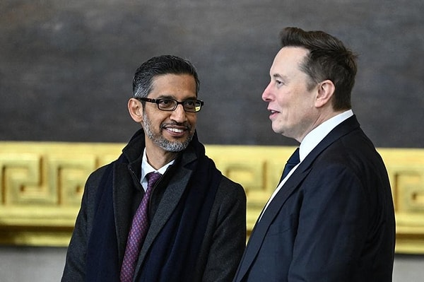 Notably, Google CEO Sundar Pichai and Elon Musk were spotted chatting during the event, drawing attention.