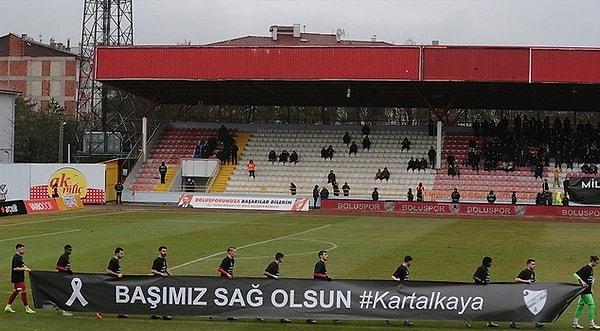 Boluspor-Gençlerbirliği maçında iki takım da Kartalkaya'daki acı olayı unutmadı.  İki takımın futbolcuları maça ortak pankartla çıktı. Pankartta "Başımız Sağ Olsun #Kartalkaya" yazıyordu. Boluspor taraftarı, İstiklal Marşı öncesinde hayatını kaybedenlerin isimlerinin yazılı olduğu pankartları açarken, Gençlerbirliği taraftarı ise "Katiller halka hesap verecek" sloganları attı.