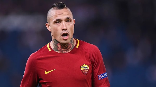 Dünyaca ünlü Belçikalı futbolcu Radja Nainggolan, Güney Amerika'dan Avrupa'ya kokain kaçakçılığına yönelik yürütülen bir soruşturma kapsamında gözaltına alındı.