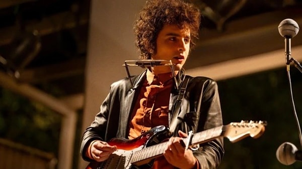 9. Bob Dylan: Tam Bir Bilinmez (2024)