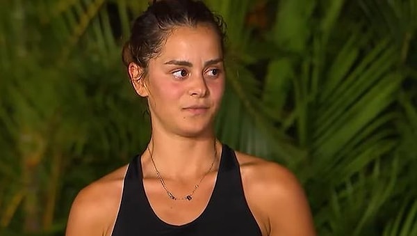 Survivor 2025'in sevilen yarışmacılarından Göksu, son kadın düellosunda Sevgi'ye yenilerek elenen isim olmuştu.