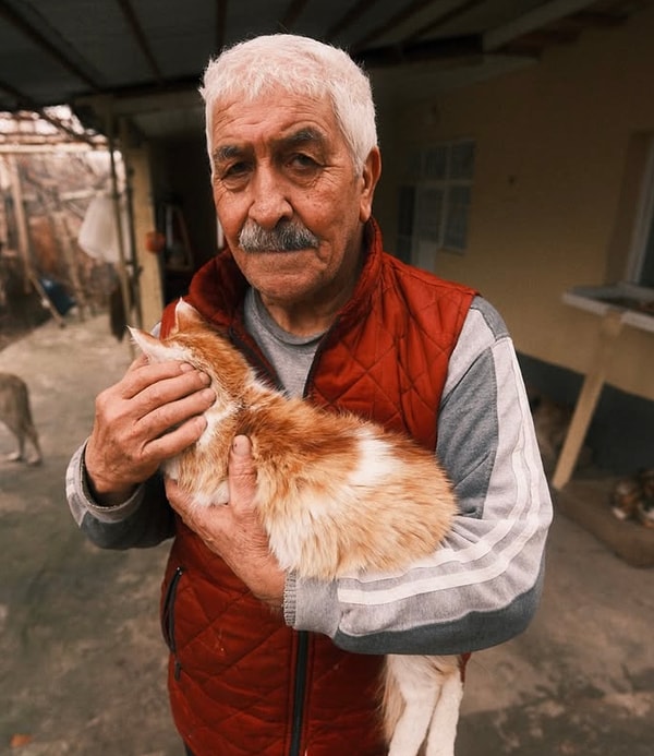 Sırf hayvanlarını bırakamadığı için kışın soğuğunda bile köyünde kalmayı tercih ettiğini de dile getirmişti.