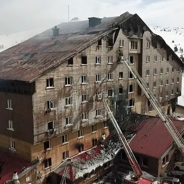 2004 yılında Mazhar Murtezeoğlu iki otelini kızı Emine ve oğlu Harun’a bıraktı. Ergül böylece Emine Murtezaoğlu’na bırakılan Grand Kartal otelin sahibi oldu. Kayınbiraderi Harun ile arası ticari hırsından dolayı açıldı.