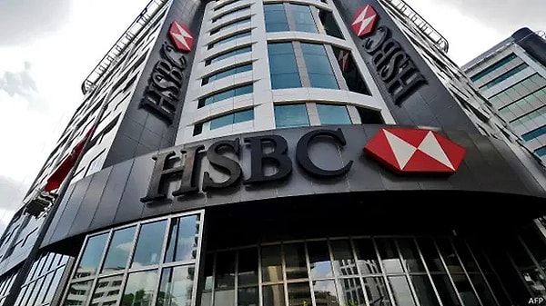 HSBC çalışanlarına beklenmedik bir müjde verdi. Kıdemden ve ünvandan bağımsız olarak tüm çalışanlarının yıllık izin sürelerini 29 güne, babalık izninin süresini ise 10 günden 4 haftaya çıkardı.