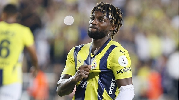 Devre arası transfer döneminde Diego Carlos, Anderson Talisca, Milan Skriniar ve Ognjen Mimovic'i kadrosuna katan sarı-lacivertli ekipte, Maximin'in ayrılığına kesin gözüyle bakılıyor.