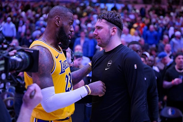 Doncic ve LeBron artık birlikte mücadele edecek.