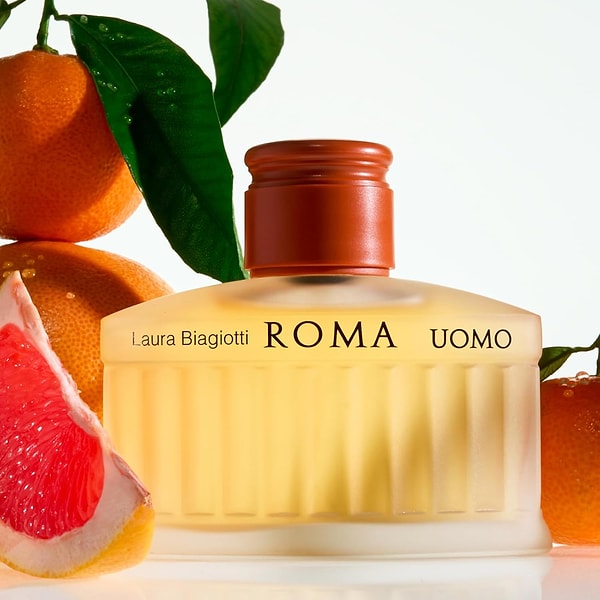 2. Laura Biagiotti - Roma Uomo EDT 125 ML Erkek Parfüm