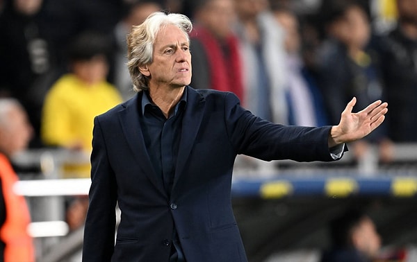 Jorge Jesus'un Al Hilal'i ile İsmail Kartal'ın Persepolis'i bugün Asya Şampiyonlar Ligi'nde karşı karşıya geliyor.