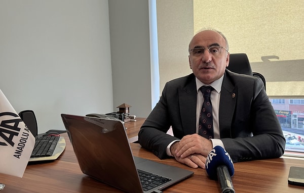 AK Parti Rize Milletvekili Harun Mertoğlu, maçı Meclis'e taşıdığı anları sosyal medya hesabından paylaştı 👇