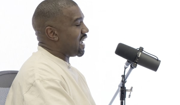 Kanye doktorunun kendisine “Kişiliğinizde bipolar gibi hissettirmeyen bir şey var. Daha önce bipolar vakaları gördüm.” dediğini anlatan rapçi, yıllardır yanlış teşhisle yaşadığını ifade etti.