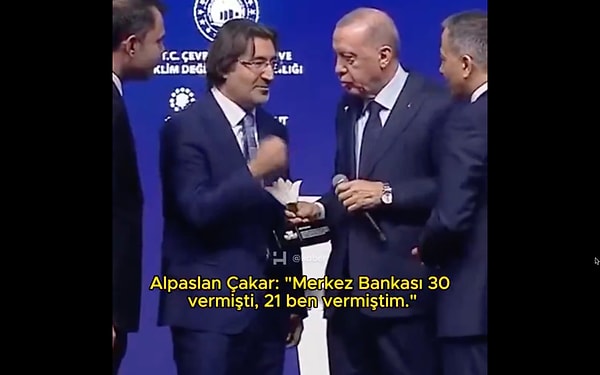 Çakar'ın "Buradaki en büyük hayırsever benim. Merkez Bankası 30 vermişti, 21 ben vermiştim." sözleri üzerine Cumhurbaşkanı Erdoğan'ın "Koskoca devletin önünde bırak sen ben verdim deme. Devlet verdi." dediği duyuldu.