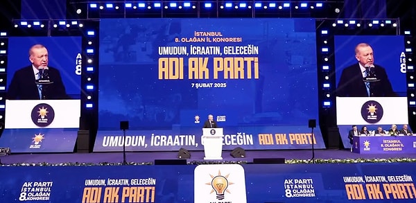 Kongreye gelirken yolda İBB'nin reklamlarını gördüğünü anlatan Erdoğan, İmamoğlu'na "Ey Ekrem Efendi" sözleriyle seslendi.