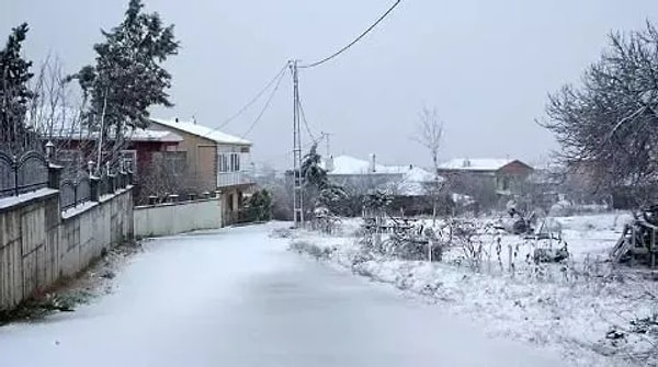 Kentte kar yağışı üç gün sürdü. Şehir merkezinde 1-3 santimetre kar kalınlığı ölçülürken kuzey bölgelerde kar kalınlığı 5-15 santimetre arasında değişti.