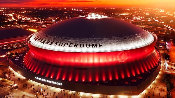 Ceaser's Superdome'da gerçekleşen müsabakada Philadelphia Eagles ve Kansas City Chiefs karşılaştı.