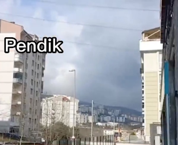 Pendik’te daha güneşli ve açık bir hava durumu görülürken , Hadımköy’de yoğun kar yağışı etkili oldu.