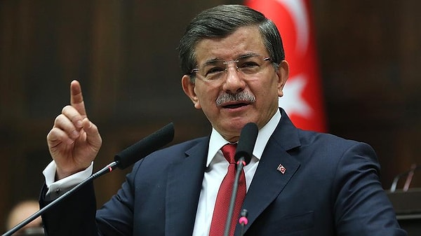 Ahmet Davutoğlu, Saadet Partisi, DEVA Partisi ve Gelecek Partisi’nin oluşturduğu Yeni Yol Grubu’nun grup toplantısında açıklamalarda bulundu.