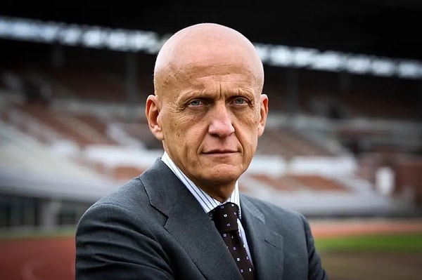 Collina, "Bence penaltıcı ve kaleci arasındaki şanslarda bir uçurum var. Ortalama olarak penaltıların yüzde 75'i golle sonuçlanıyor." dedi.