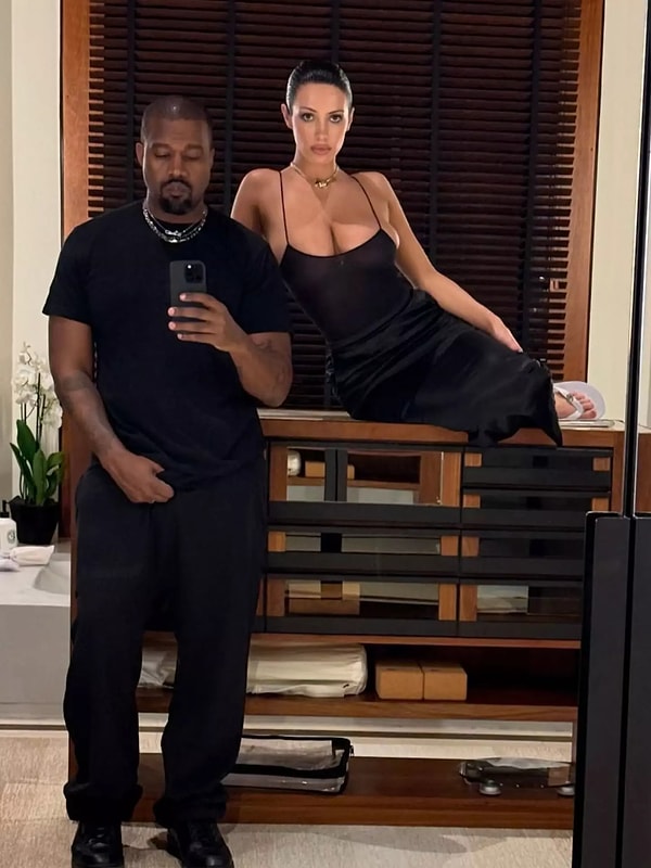 Kanye West ve Bianca Censori’nin ayrıldığına dair haberlerin asılsız olduğunu belirten çiftin uzun süredir temsilciliğini yapan Milo Yiannopoulos, “Ye ve Bianca, Sevgililer Günü’nü birlikte geçirmek üzere Los Angeles’talar. Özel hayatlarıyla ilgili açıklamalar doğrudan kendilerinden gelecek” dedi.