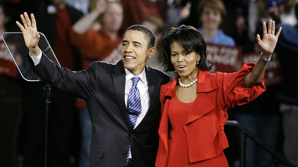 Michelle ve Barack Obama ikilisi, Obama'nın başkanlık dönemi boyunca Amerika'nın gözde çiftlerinden biri olmayı başarmış, basın ve halk tarafından kısa sürede sevilmişti.