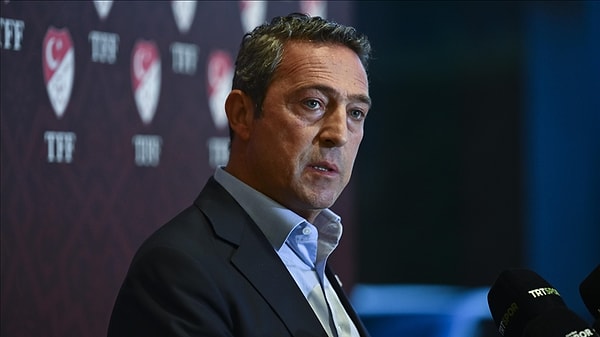 Ali Koç, "O kadar deli saçması işleri halka yutturmaya alışmışlar ki, devam ediyorlar." diyerek rakipleri Galatasaray'a yanıt verdi.