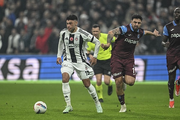 Süper Lig'de 22. hafta maçında Beşiktaş, Tüpraş Stadyumu'nda Trabzonspor'u ağırladı. İki takım da tempolu bir futbol izletti.