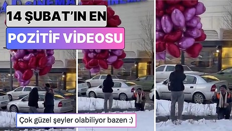 Bir Baloncu Balonlarıyla Fotoğraf Çekilmek İsteyen Kızı Geri Çevirmeyince Kalpleri Isıtan Anlar Yaşandı