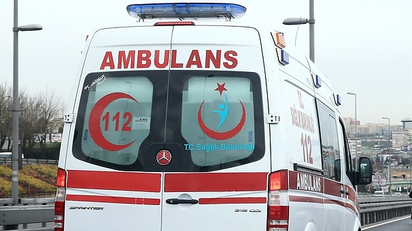 Yaşlı kadın olaydan 4 ay sonra hayatını kaybederken, ailenin şikayeti üzerine ambulans görevlileri hakkında soruşturma başlatıldı.