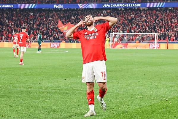 Benfica, ilk maçın avantajıyla Şampiyonlar Ligi'nde son 16'ya kaldı