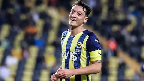 İlk önce konuya Mesut Özil'in dedikleriyle başlayalım.