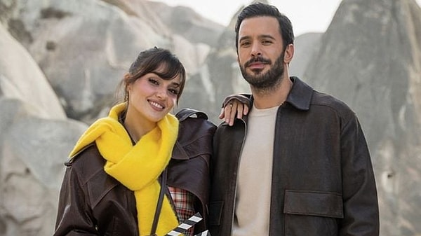 Hande Erçel ve Barış Arduç’ filmin ardından bir kez daha partner oldu.