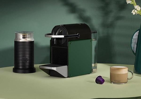 4. Nespresso C62 Pixie Kahve Makinesi, Yeşil