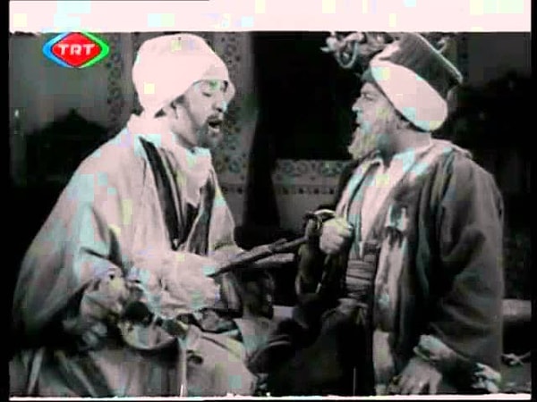 3. Bir Kavuk Devrildi (1939)