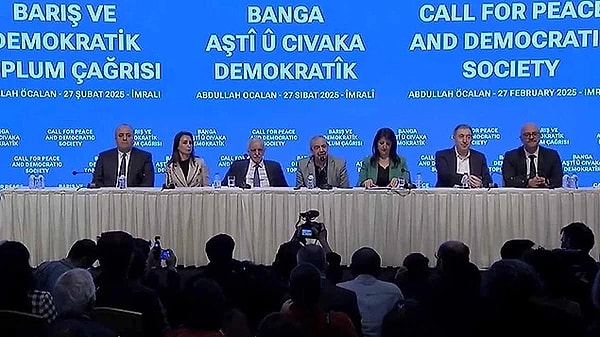 Halkların Eşitlik ve Demokrasi Partisi (DEM Parti) heyeti, sabah saatlerinde İmralı Adası’na giderek terör örgütü elebaşı Abdullah Öcalan ile görüştü.