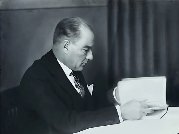 11. Mustafa Kemal Atatürk hangi savaşta binbaşı rütbesi almıştır?