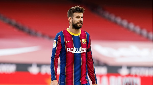 Gerard Pique de eski bir futbolcu olarak golsüzlüğe çözüm arıyor.