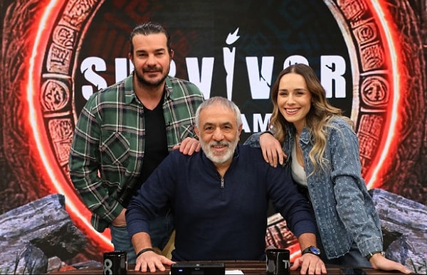 Survivor'ın eski yarışmacıları Nagihan Karadere ve Hakan Hatipoğlu arasında tansiyon yükselmişti. İkili birbirine sosyal medyadan yaptıkları göndermeler ile geçtiğimiz günlerde çok konuşulmuştu. Nagihan, Survivor Panorama’ya konuk oldu. Hatipoğlu ile canlı yayında yüzleşen Nagihan, 'Sizin yanıklığınız 2024'ten. Kuduruyorsunuz, çıldırıyorsunuz...' diye konuşunca birbirlerine girdiler.