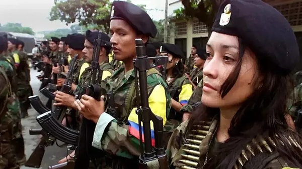 2010 yılında barış süreci başladı. FARC gücünü giderek kaybetti.