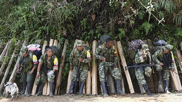 Kolombiya hükümeti ve FARC arasında barış süreci yaklaşık dört sene sürdü.