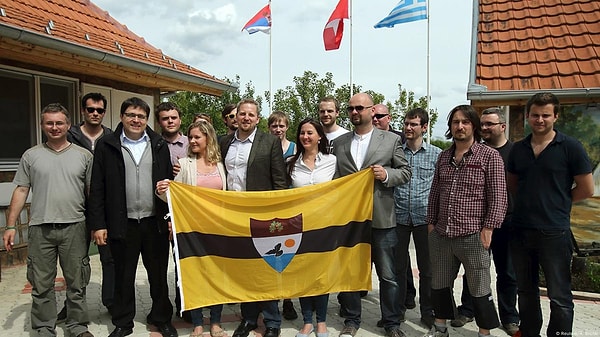 Jedlička, buranın özgürlükçü bir ülke olacağını ve tamamen kripto para ekonomisiyle yönetileceğini söyledi.