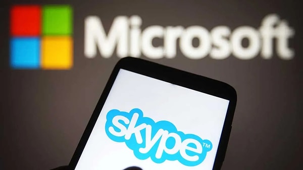 Kullanıcılar, 5 Mayıs 2025 tarihine kadar Skype üzerindeki verilerini ve kişilerini Teams'e taşıyabilecekler.