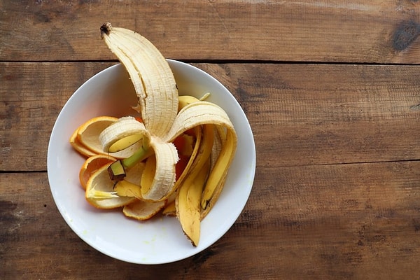 The fibrous area inside the banana peel, known as the phloem bundles, is much healthier than you might think!