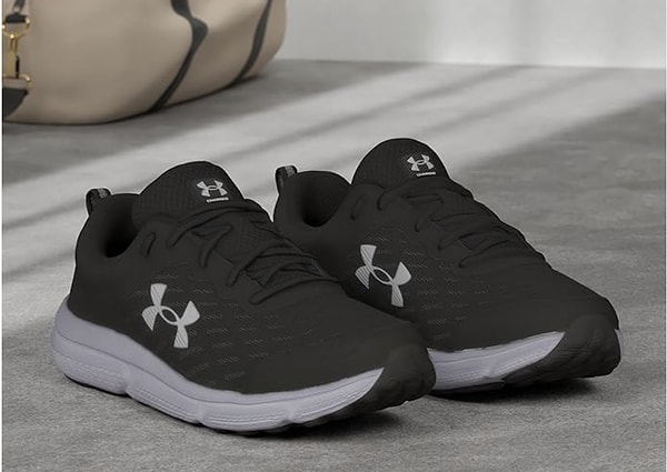 4. Under Armour UA Charged Assert 10 Koşu Ayakkabısı Erkek