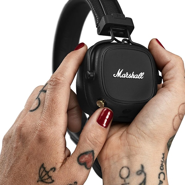 1. Marshall Major IV - Bluetooth Kulaklık (Siyah)