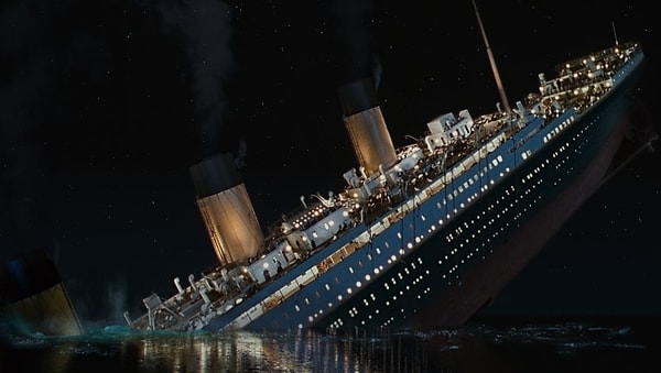 4. Titanic’in Batışı – Müge Anlı, Titanik Faciasında Gerçek Suçluyu Bulabilir miydi? 🚢🧊