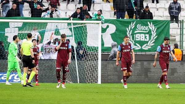 Bu mağlubiyetle Trabzonspor bu sezon 12.deplasman maçından da boynu bükük ayrıldı.