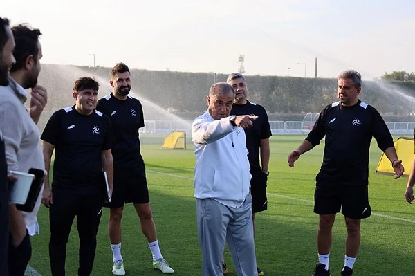 Fatih Terim, Al Shabab'ta hem sahada hem saha içinde zorlu anlar yaşıyor.