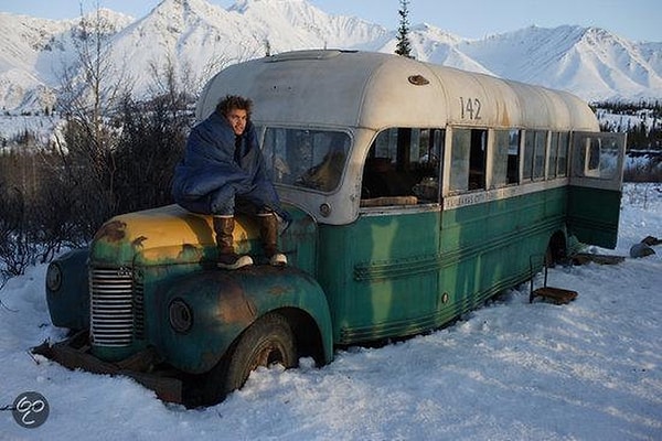 8. Into the Wild (2007) – Özgürlük Yolu