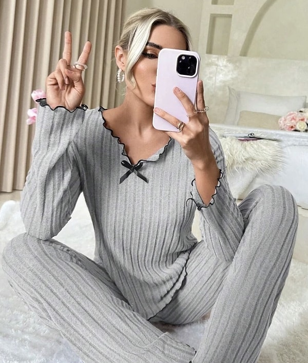 7. Bella Notte Gri Pamuklu Fiyonk Detaylı Pijama Takımı