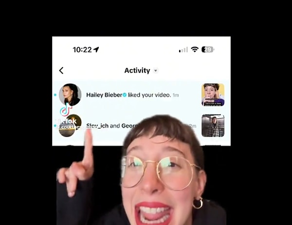 Çiftin pozlarının eleştirildiği bir TikTok videosuna beğeni kimden gelse beğenirsiniz? Tabii ki, Hailey Bieber'dan!